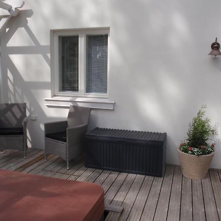 Hotel Vaihmalan Hovi Lempäälä Esterno foto