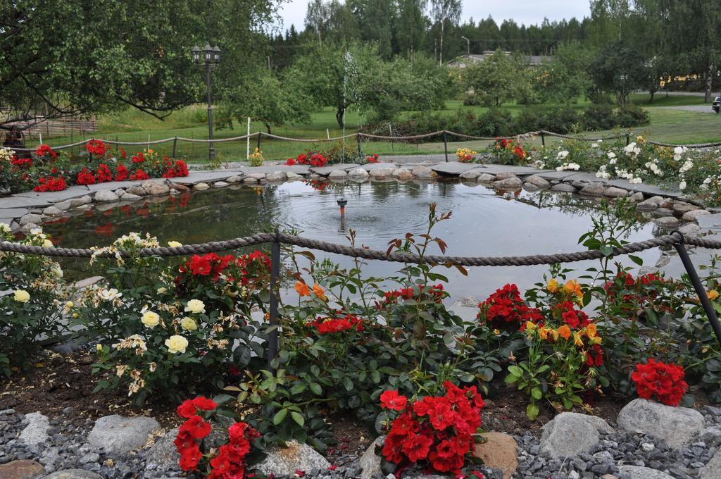 Hotel Vaihmalan Hovi Lempäälä Esterno foto